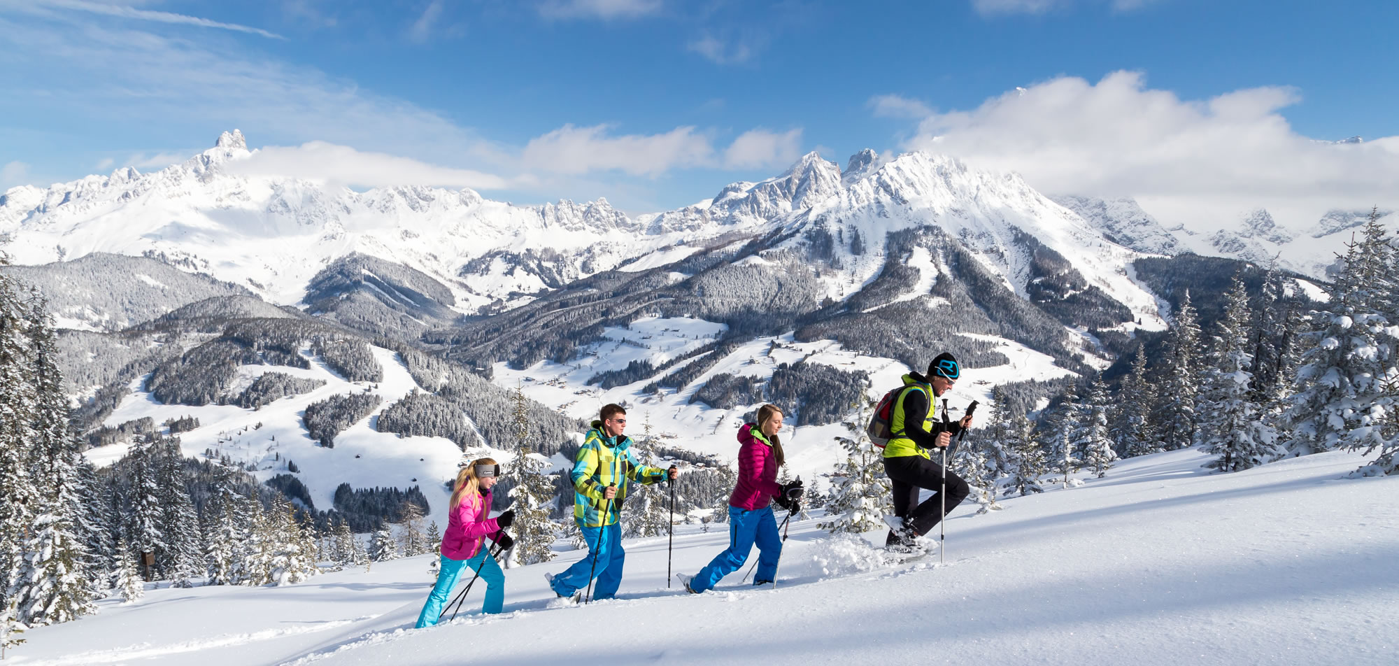 Schneeschuhwandern in der Salzburger Bergwelt © Tourismusinformation Filzmoos